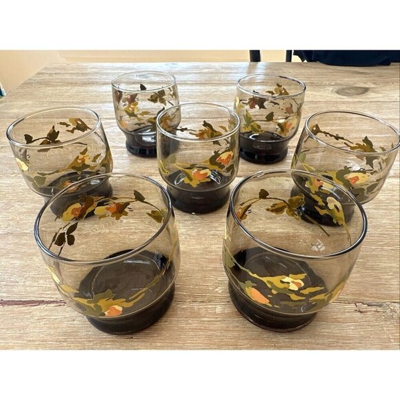 Vintage Set of 7 Amber Juice Glasses Painted Floral Blossoms MCM Mid Century - Picture 1 of 6